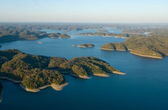 Aerial view of Dale Hollow Lake on the Kentucky-Tennessee line