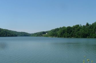 Lake Linville near Mount Vernon, Kentucky